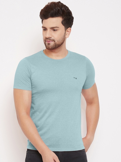 

Plagg Men Blue Solid Round Neck T-shirt