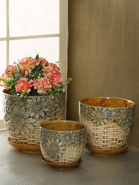 

Aapno Rajasthan Set Of 3 Beige & Green Textured Ceramic Pots