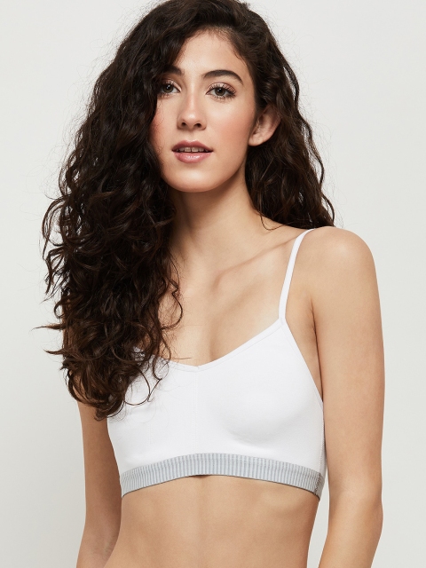 

max Women White Solid Cropped Camisoles