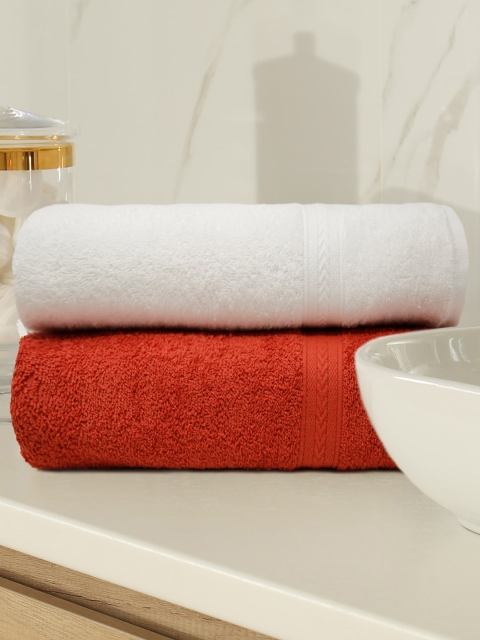 

Trident Unisex Set Of 2 Grey 400 GSM Bath Towels, Red