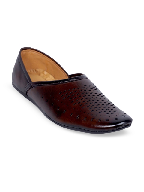 

PANAHI Men Burgundy Textured Mojaris