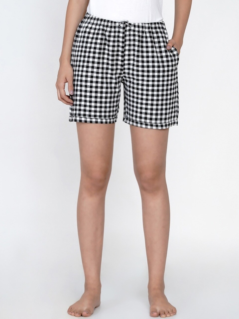 

FABNEST Women Black Checked Regular Fit Regular Shorts