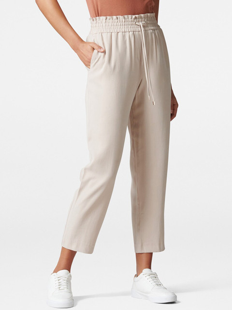 

Forever New Women Cream-Coloured Straight Fit Solid Regular Trousers