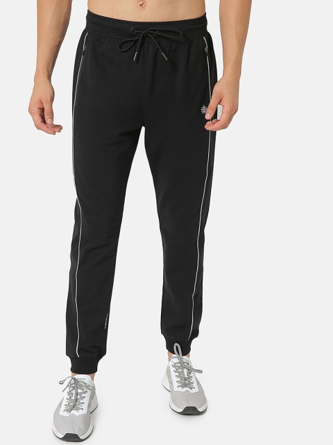 

Cultsport Men Black Solid Joggers