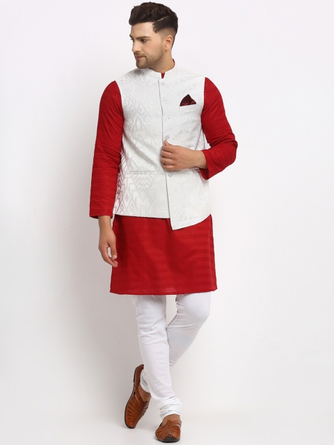 

NEUDIS Men Red & White Solid Kurta with Pyjamas