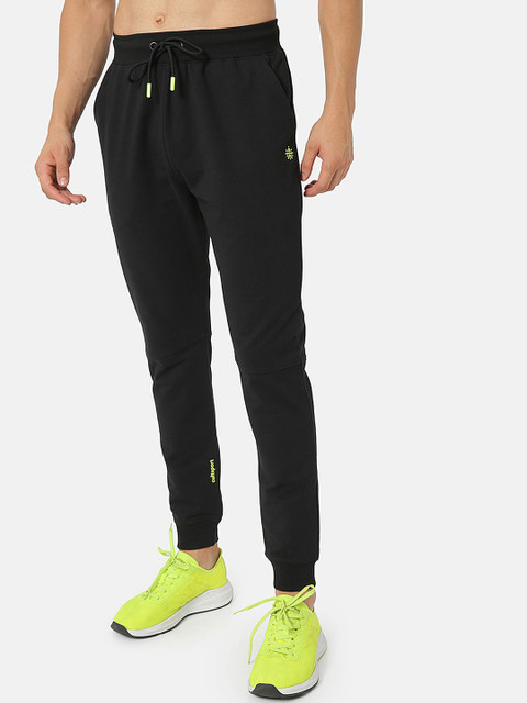 

Cultsport Men Black Solid Joggers