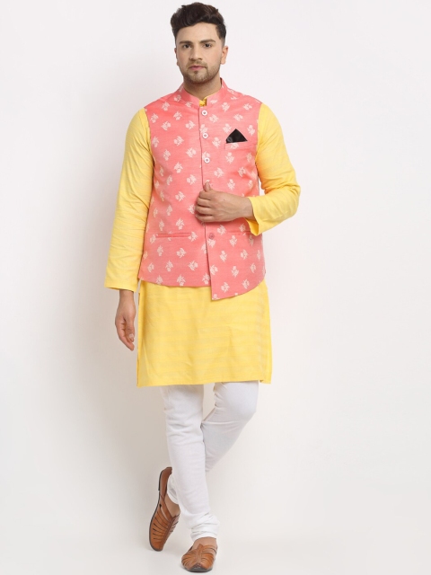 

NEUDIS Men Yellow & White Striped Kurta with Pyjamas