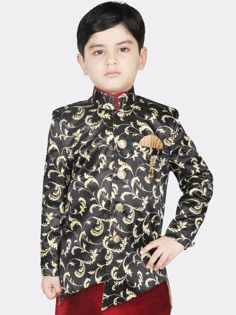 

SG YUVRAJ Boys Black Printed Ethnic Tailored Jacket