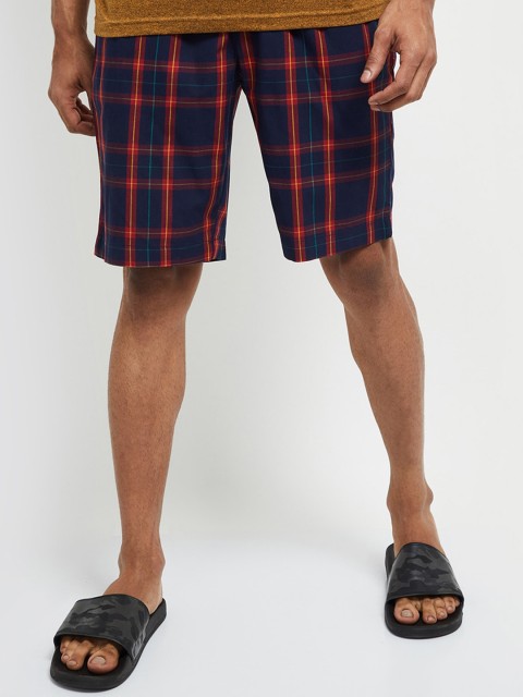 

max Men Blue Checked Regular Fit Regular Shorts