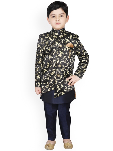

SG YUVRAJ Boys Black & Blue Printed Sherwani Set