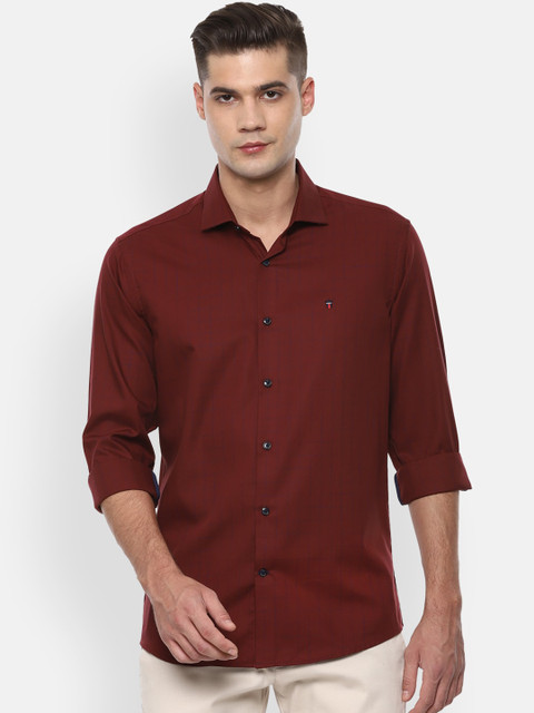 

Louis Philippe Sport Men Maroon Slim Fit Solid Casual Shirt