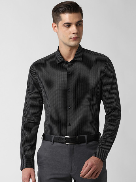 

Peter England Elite Men Black Slim Fit Striped Cotton Formal Shirt