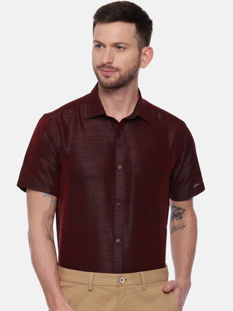 

CROYDON Men Dark Maroon Regular Fit Solid Party Shirt