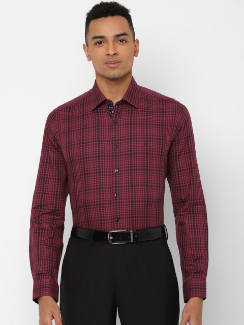 

SIMON CARTER LONDON Men Maroon & Black Slim Fit Checked Formal Shirt