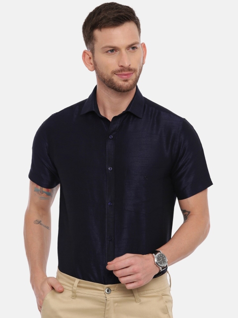 

CROYDON Men Navy Blue Regular Fit Solid Casual Shirt