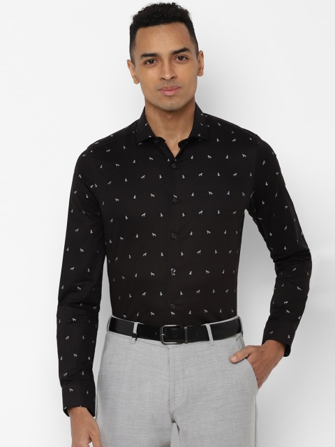 

SIMON CARTER LONDON Men Black & White Slim Fit Printed Formal Shirt
