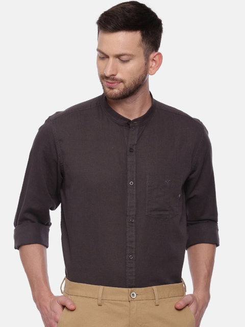 

CROYDON Men Dark Grey Regular Fit Solid Casual Shirt