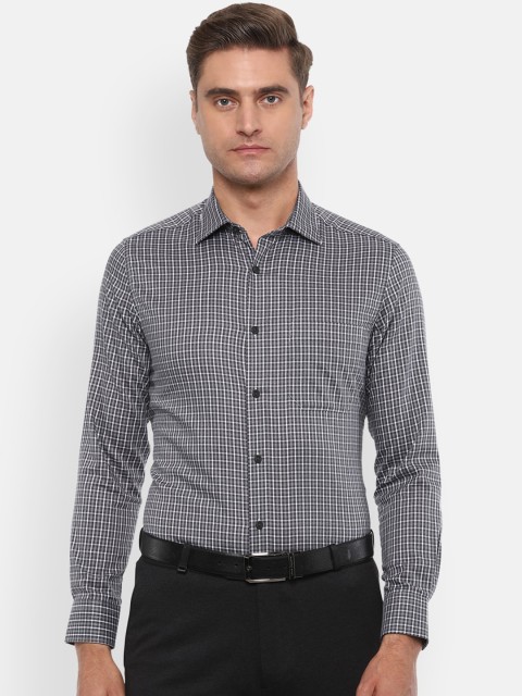 

Louis Philippe Men Grey & White Regular Fit Checked Formal Shirt