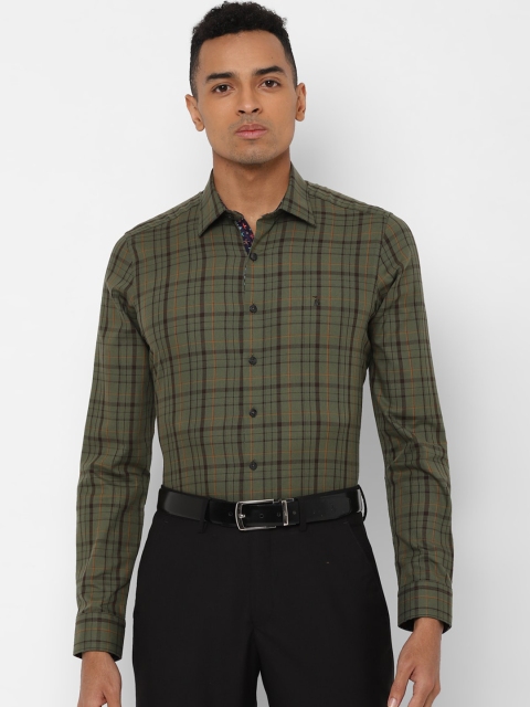 

SIMON CARTER LONDON Men Olive Green & Black Slim Fit Checked Formal Shirt