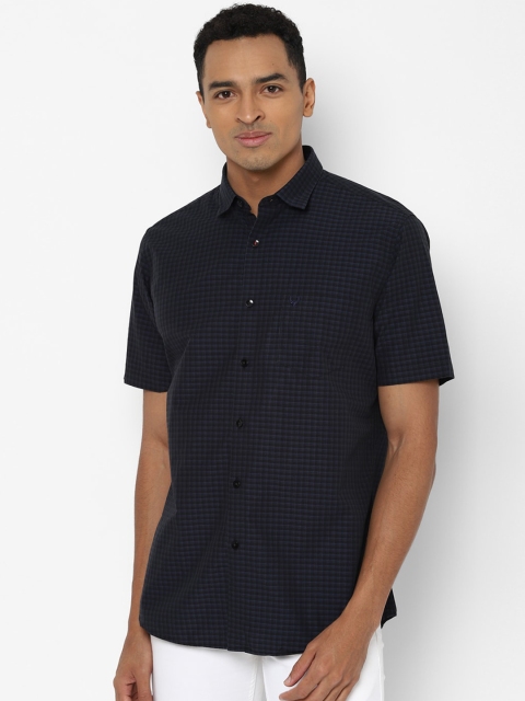 

Allen Solly Men Navy Blue & Black Slim Fit Checked Pure Cotton Casual Shirt