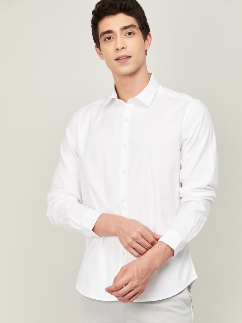 

CODE by Lifestyle Men White Slim Fit Solid SMU LOGAN Cotton Casual Shirt