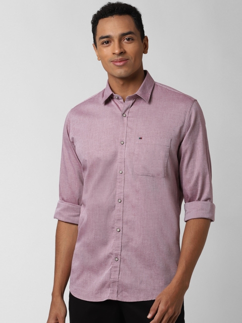 

Peter England Casuals Men Pink Slim Fit Solid Casual Shirt