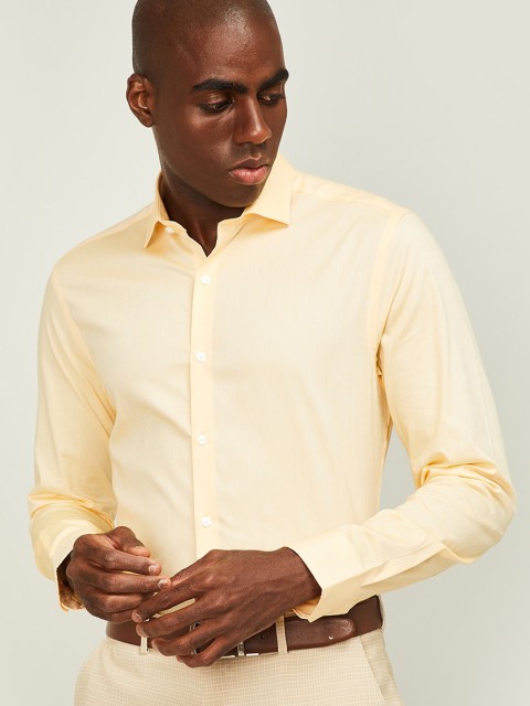 

CODE by Lifestyle Men Yellow Slim Fit Solid CF-LEWIS Cotton Formal Shirt