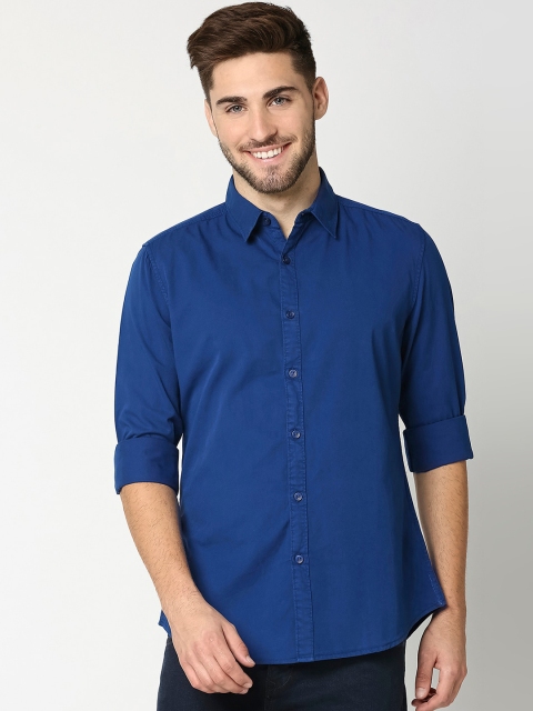 

Bewakoof Men Blue Slim Fit Solid Pure Cotton Casual Shirt