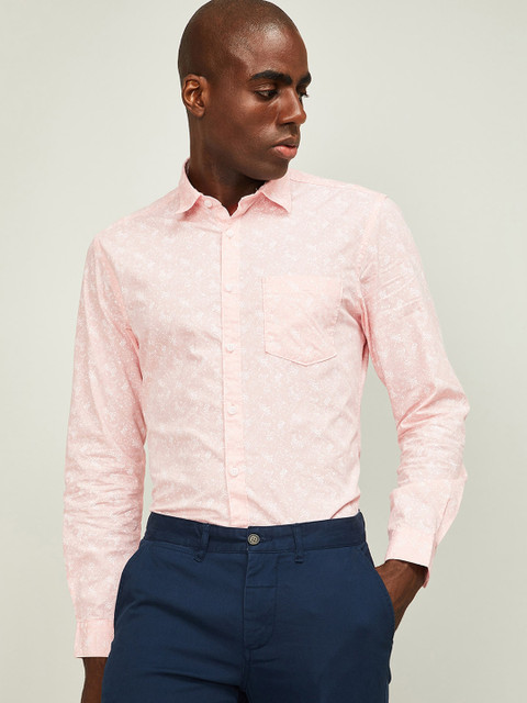 

CODE by Lifestyle Men Pink & White Slim Fit Printed Casual Shirt