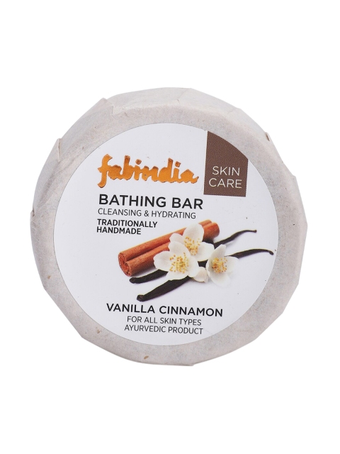 

Fabindia Unisex Vanilla Cinnamon Bathing Bar 100 g, Off white