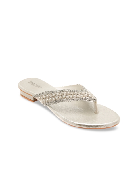 

TRENDS & TRADES Women Silver-Toned Woven Design Sandals