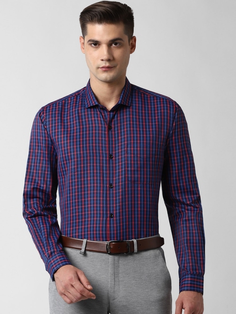 

Peter England Men Navy Blue Regular Fit Checked Semiformal Shirt