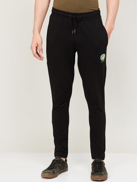 

SmileyWorld Men Black Solid Slim-Fit Cotton Track Pants