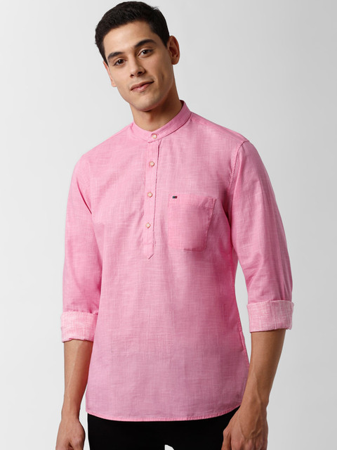 

Peter England Casuals Men Pink Slim Fit Solid Pure Cotton Casual Shirt