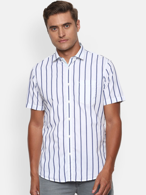 

Van Heusen Sport Men White Slim Fit Striped Casual Shirt