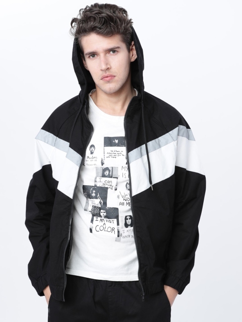 

HIGHLANDER Men Black Colourblocked Sporty Jacket