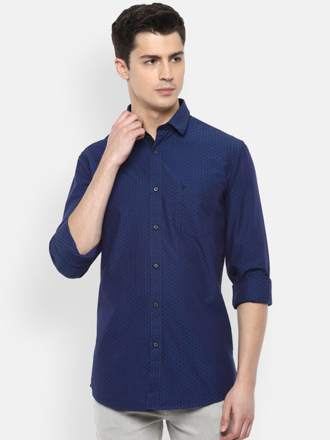

Van Heusen Sport Men Blue Pure Cotton Slim Fit Printed Casual Shirt