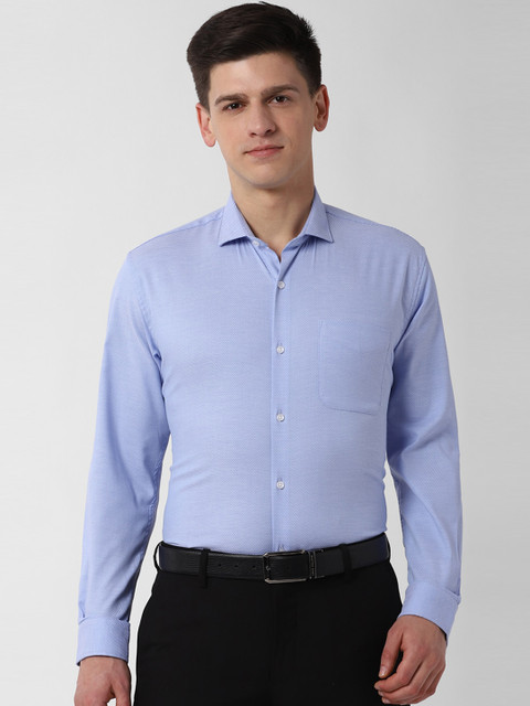

Peter England Men Blue Regular Fit Solid Semiformal Shirt
