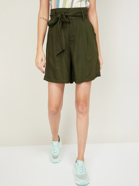 

Fame Forever by Lifestyle Women Olive Green Solid Regular Fit Regular Shorts