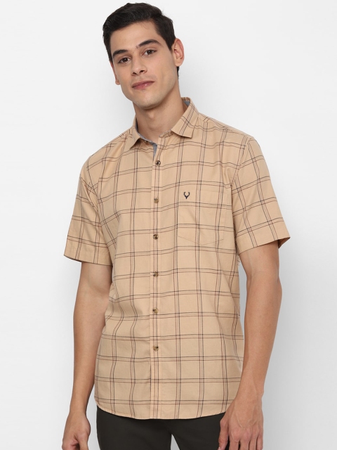 

Allen Solly Men Beige & Black Slim Fit Checked Casual Shirt