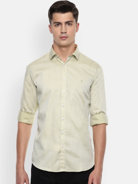 

V Dot Men Beige Slim Fit Printed Casual Shirt