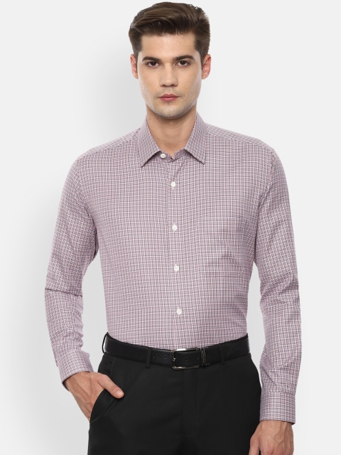 

Luxure by Louis Philippe Men Pink & Black Regular Fit Checked Formal Shirt