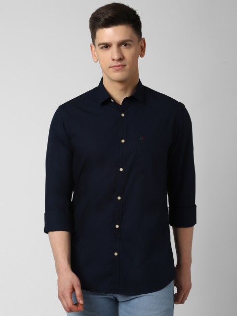 

Peter England Casuals Men Navy Blue Slim Fit Solid Pure Cotton Casual Shirt