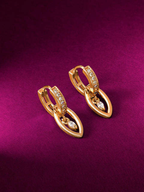 

aadita Gold-Toned Oval Shaped Drop Earrings