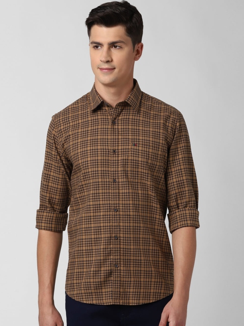 

Peter England Casuals Men Brown Slim Fit Checked Casual Shirt