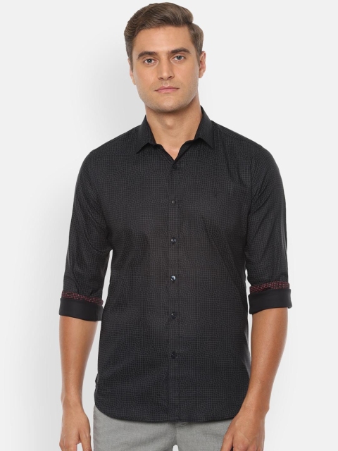 

V Dot Men Black Skinny Fit Checked Casual Shirt