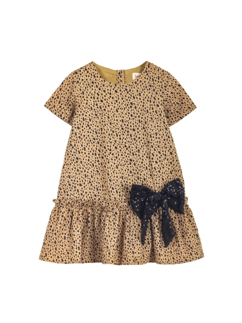 

Hugsntugs Girls Beige & Black Bow Detail Printed Drop-Waist Dress