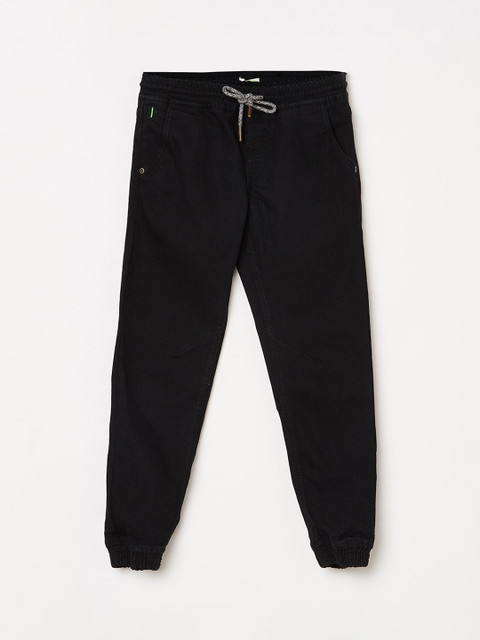 

Bossini Boys Black Slim Fit Cotton Jeans