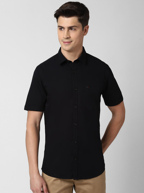 

Peter England Casuals Men Black Slim Fit Solid Pure Cotton Casual Shirt