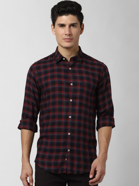 

Peter England Casuals Men Black Slim Fit Checked Casual Shirt